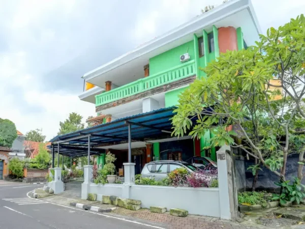 Satria Syariah Bunk Bed Hotel Denpasar